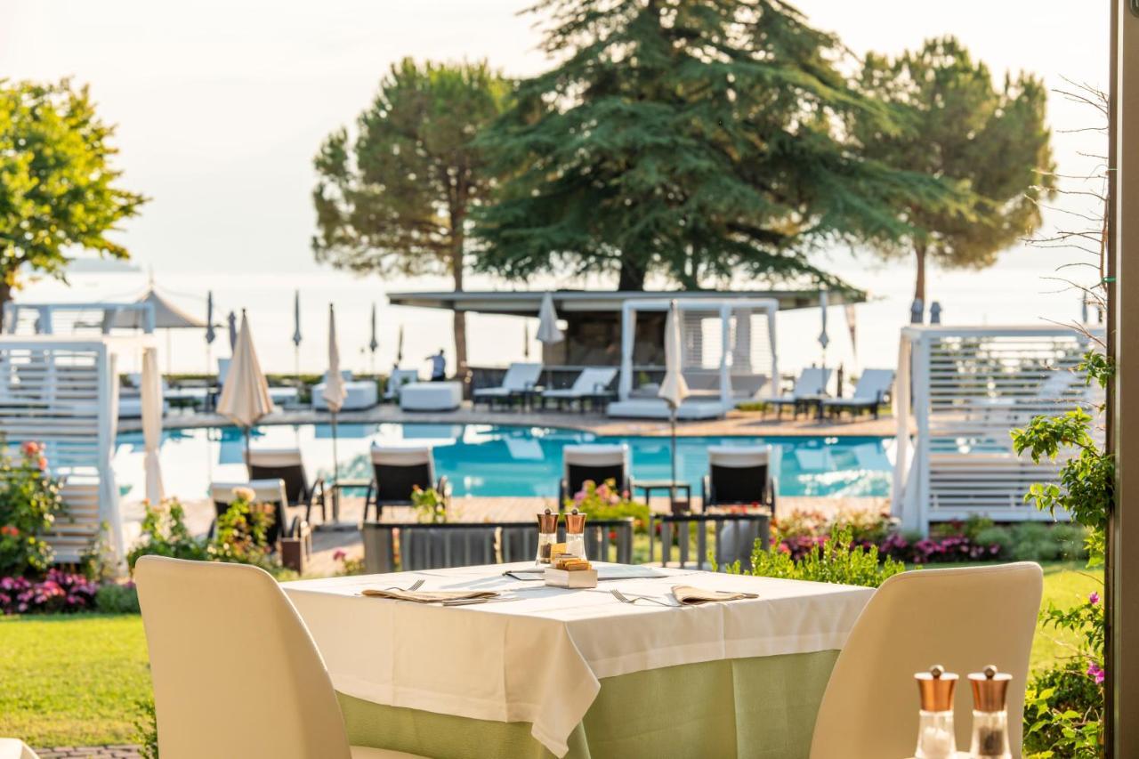 Splendido Bay Luxury Spa Resort Padenghe sul Garda Buitenkant foto