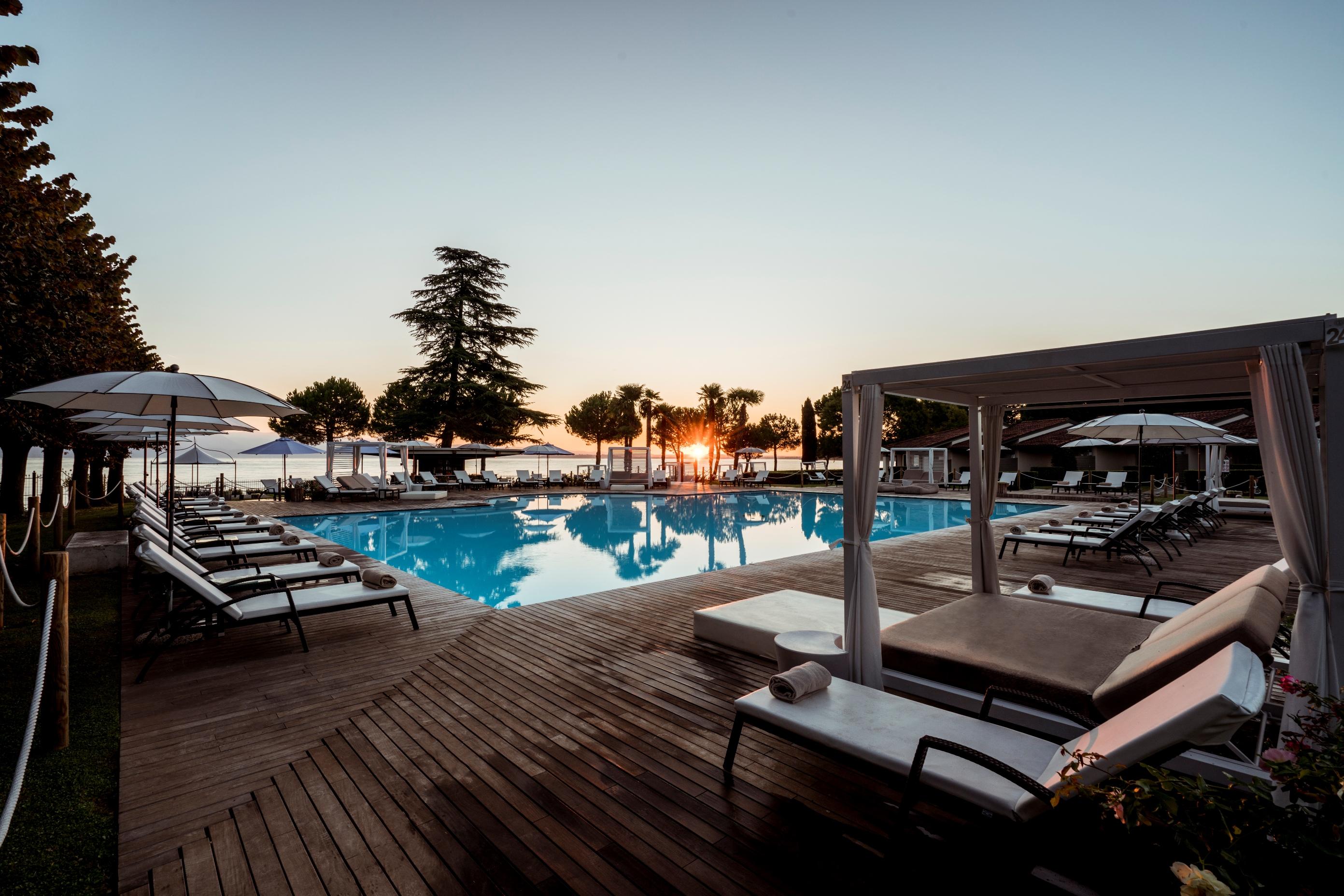 Splendido Bay Luxury Spa Resort Padenghe sul Garda Buitenkant foto