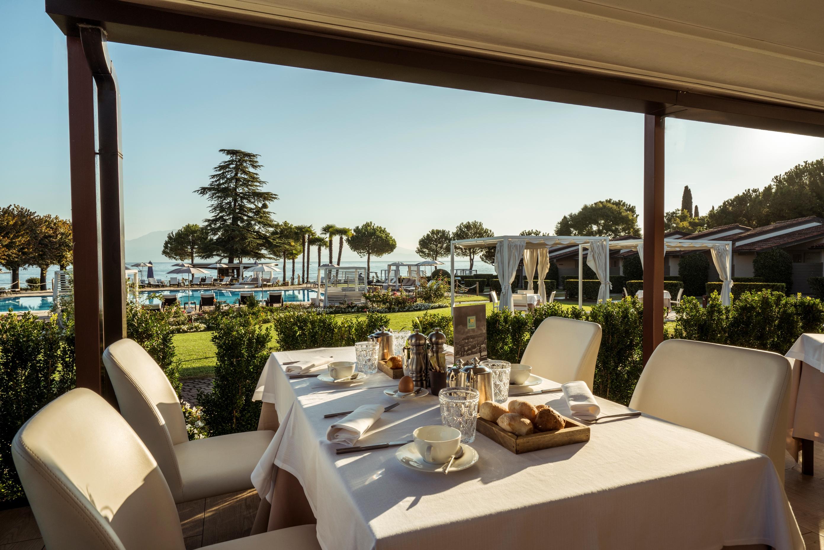 Splendido Bay Luxury Spa Resort Padenghe sul Garda Buitenkant foto
